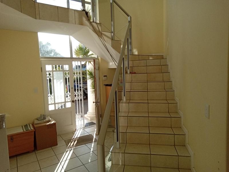 3 Bedroom Property for Sale in Boggomsbaai Western Cape